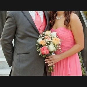 David’s Bridal Coral Bridesmaids Dress Size 8